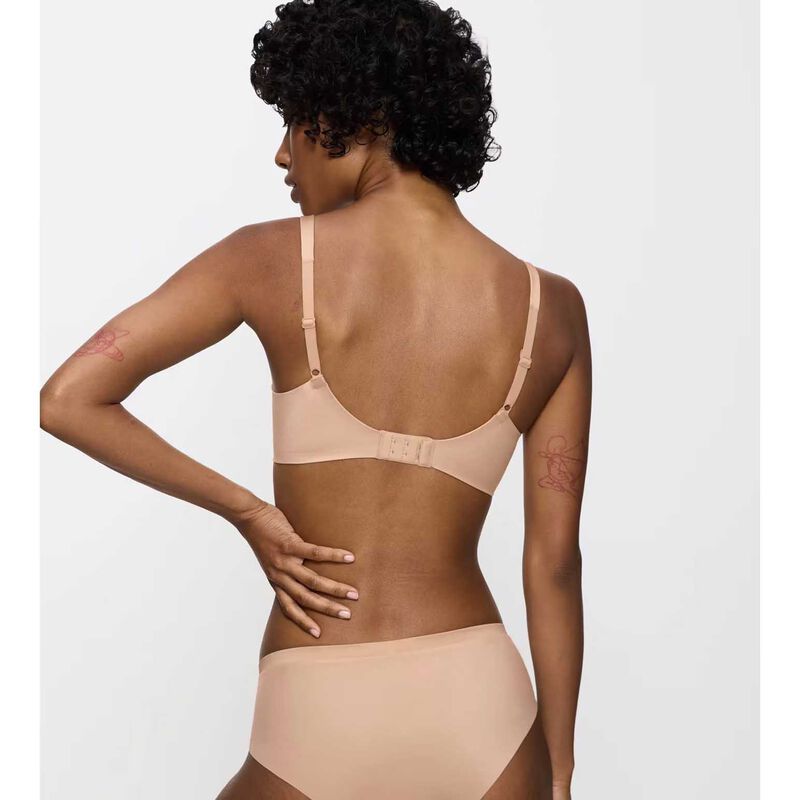 Triumph Body Make-Up Soft Touch Wired Padded Bra image number 5